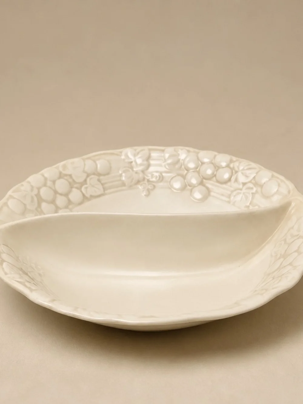 Vintage Metlox Poppytrail divided serving bowl with a grape motif